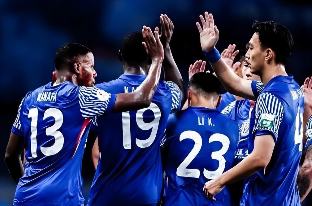 咪咕高清视频-申花冬训已迎来两位新外援，未来将把重心放到内援补强，值得期待